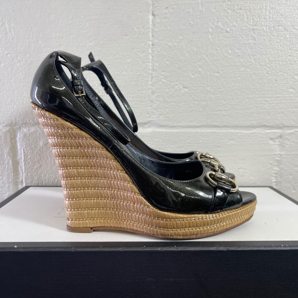 Gucci Horsebit Black Patent Leather Peep Toe Wedge Espadrille Sandal Womens 7.5B